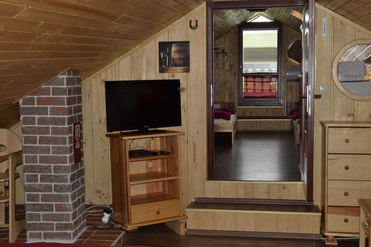Holiday Home V Kolte Kolta Екстериор снимка